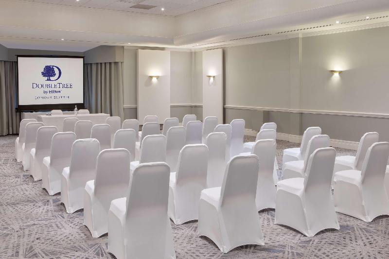 فندق Doubletree By Hilton London Elstree