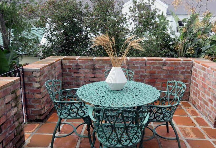 בית מלון כפרי Fynbos Villa Guest House