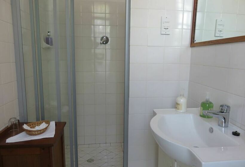 בית מלון כפרי Fynbos Villa Guest House