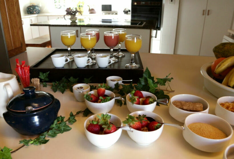 בית מלון כפרי Fynbos Villa Guest House