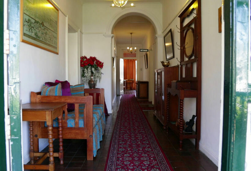 בית מלון כפרי Fynbos Villa Guest House