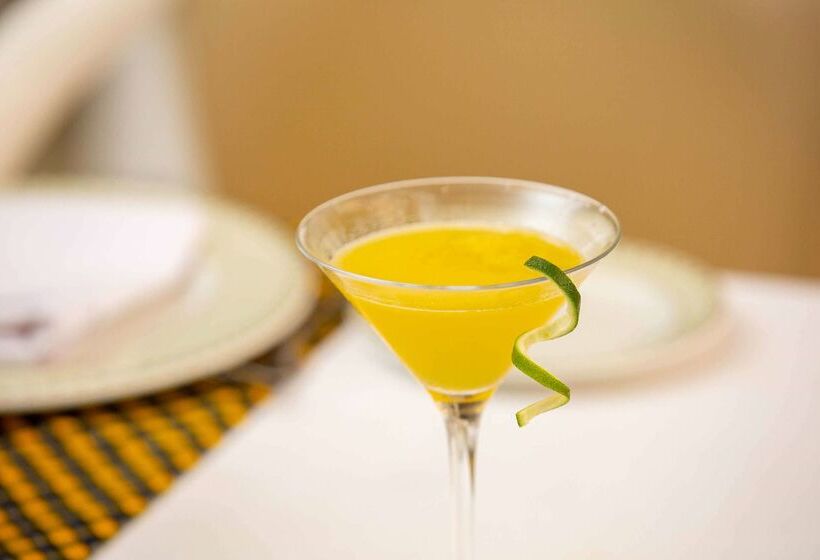 هتل Golden Tulip Dar Es Salaam