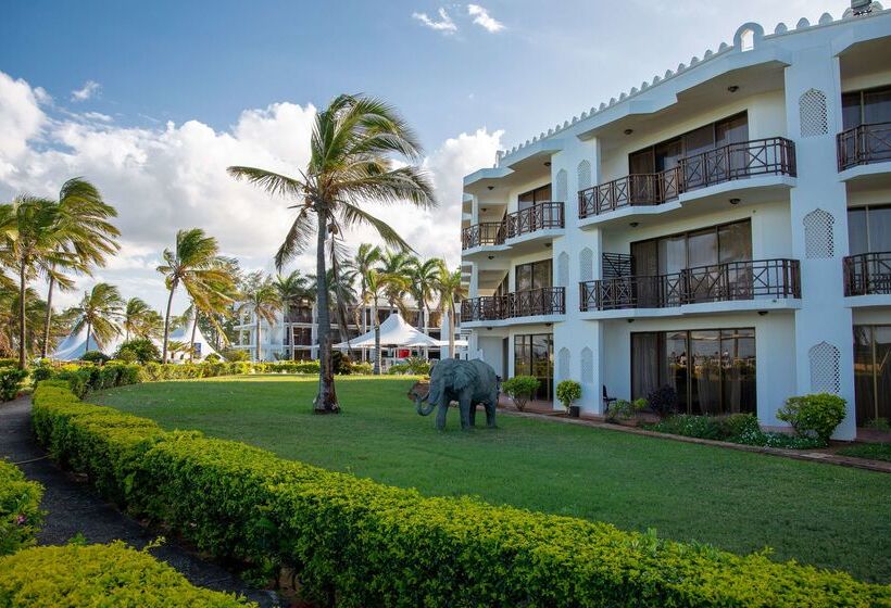 هتل Golden Tulip Dar Es Salaam