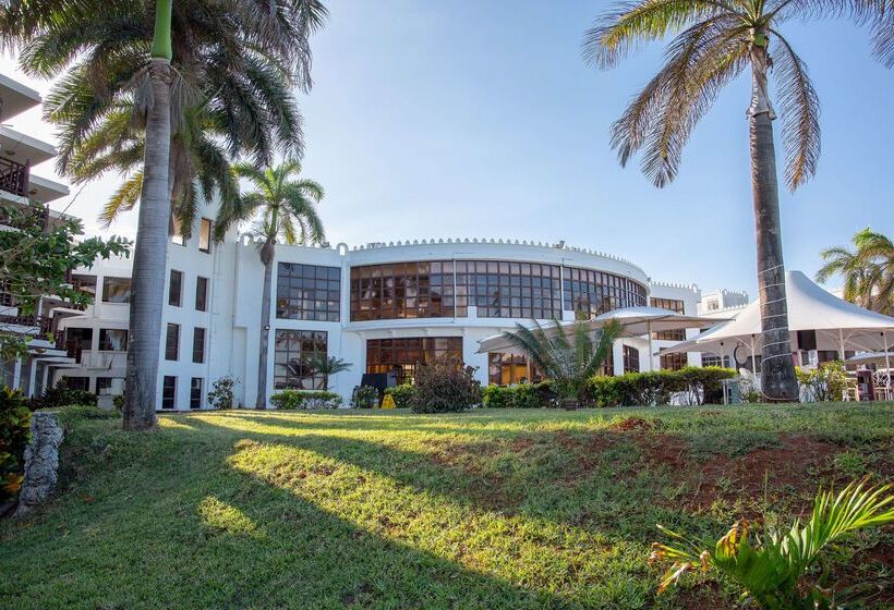 هتل Golden Tulip Dar Es Salaam
