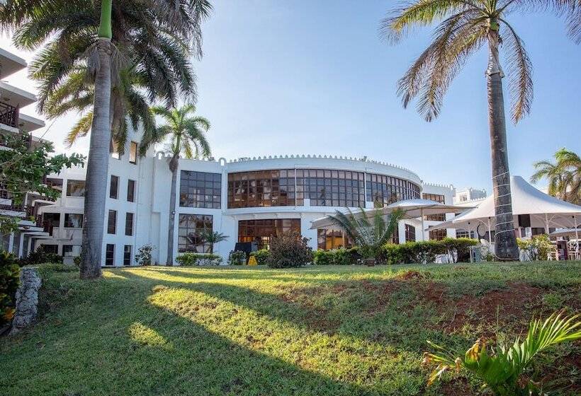 هتل Golden Tulip Dar Es Salaam