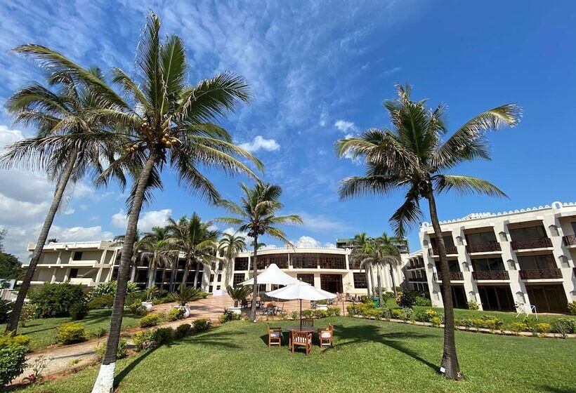 هتل Golden Tulip Dar Es Salaam