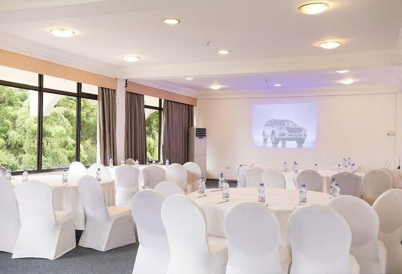 هتل Golden Tulip Dar Es Salaam