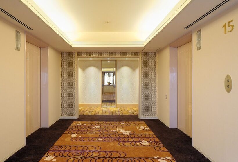 בית מלון כפרי Granvia Okayama