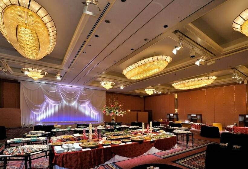 בית מלון כפרי Granvia Okayama