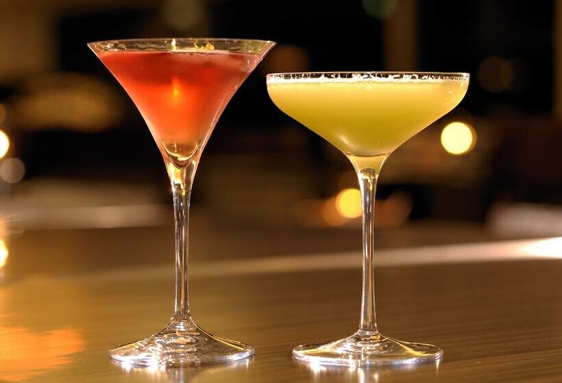 فندق Granvia Okayama