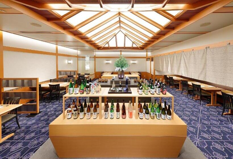 בית מלון כפרי Granvia Okayama