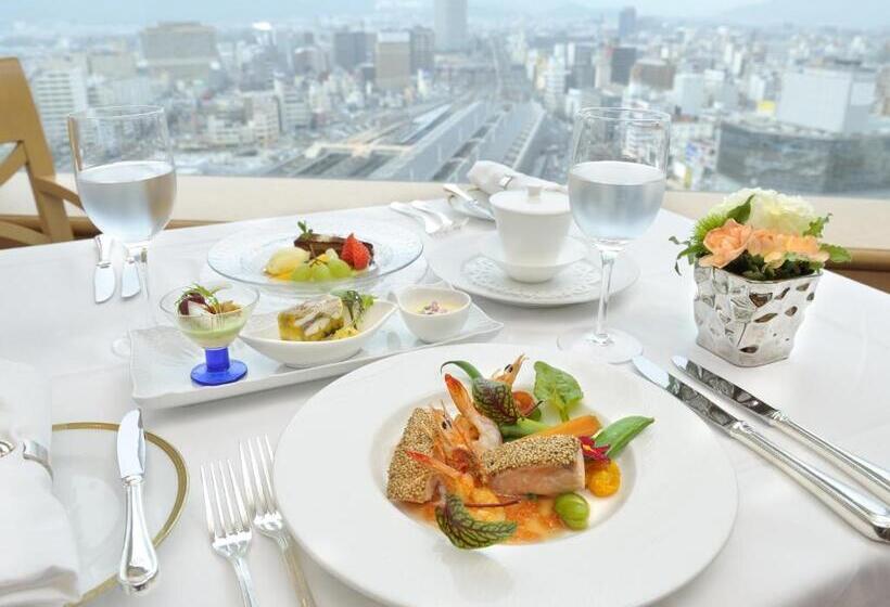 בית מלון כפרי Granvia Okayama