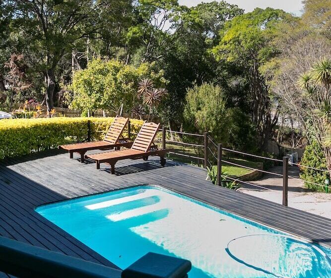 בית מלון כפרי Hide Away Guest House