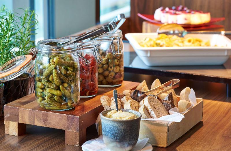 בית מלון כפרי Hilton London Tower Bridge