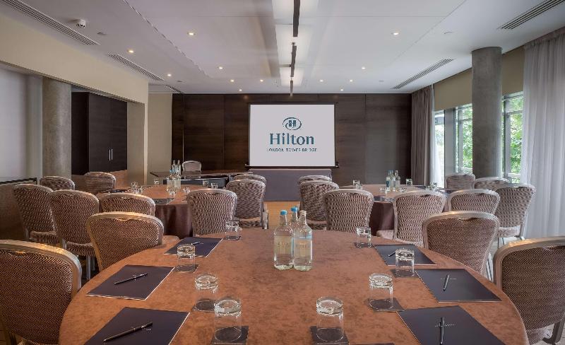 בית מלון כפרי Hilton London Tower Bridge