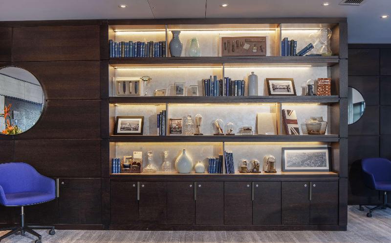 בית מלון כפרי Hilton London Tower Bridge