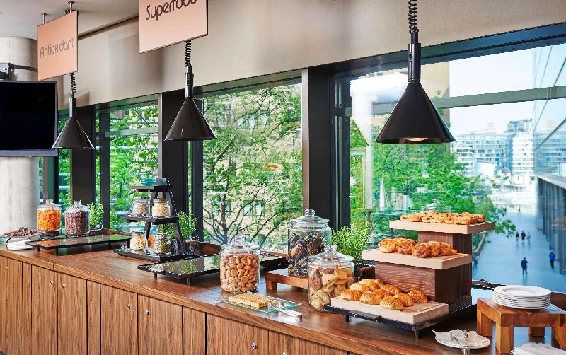 בית מלון כפרי Hilton London Tower Bridge