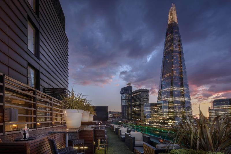 בית מלון כפרי Hilton London Tower Bridge