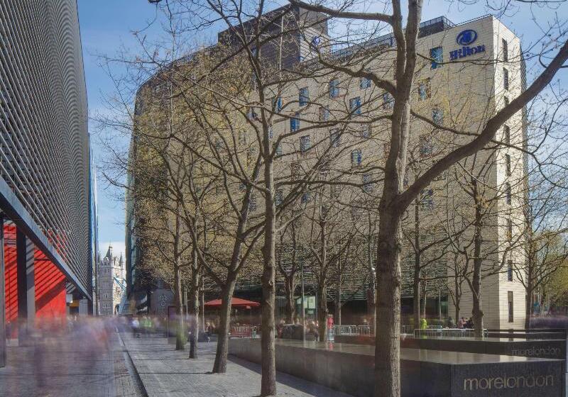 בית מלון כפרי Hilton London Tower Bridge