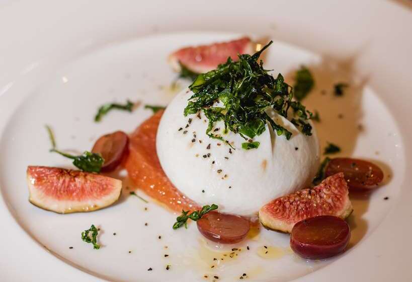 בית מלון כפרי Hilton London Tower Bridge