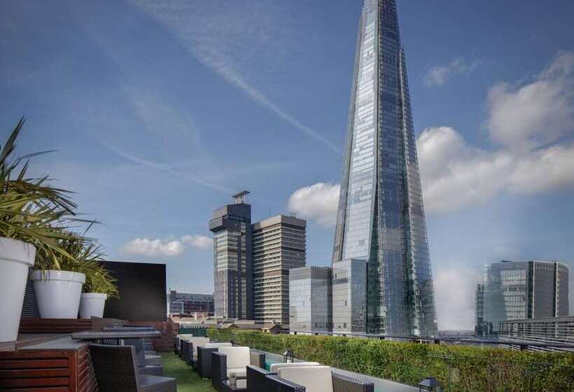 בית מלון כפרי Hilton London Tower Bridge