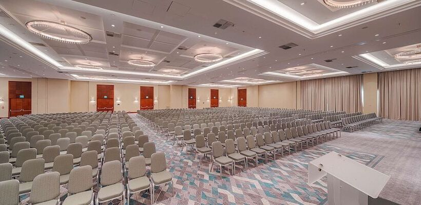 فندق Hilton Warsaw City