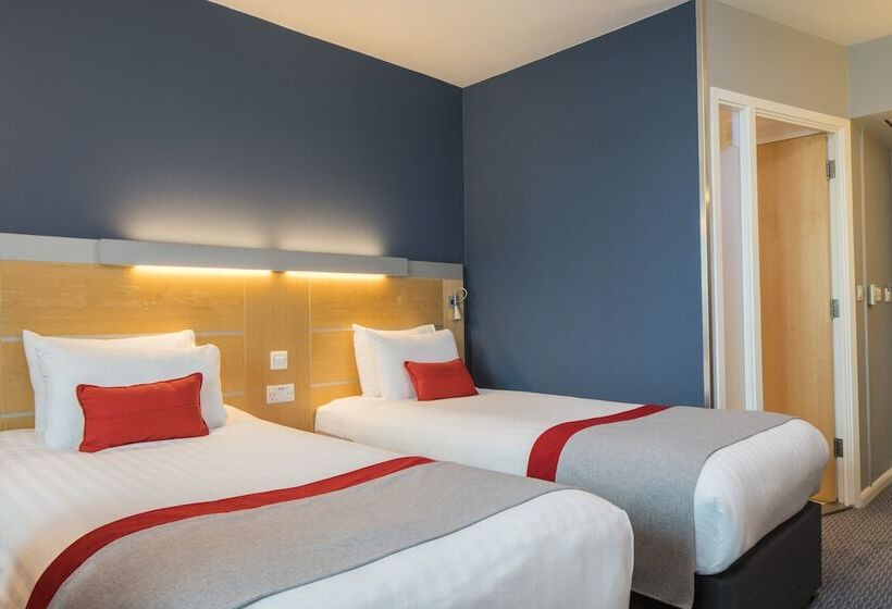 هتل Holiday Inn Express Doncaster, An Ihg