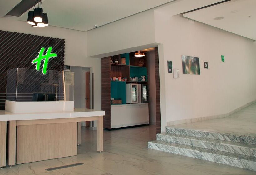 فندق Holiday Inn Tlaxcala, An Ihg