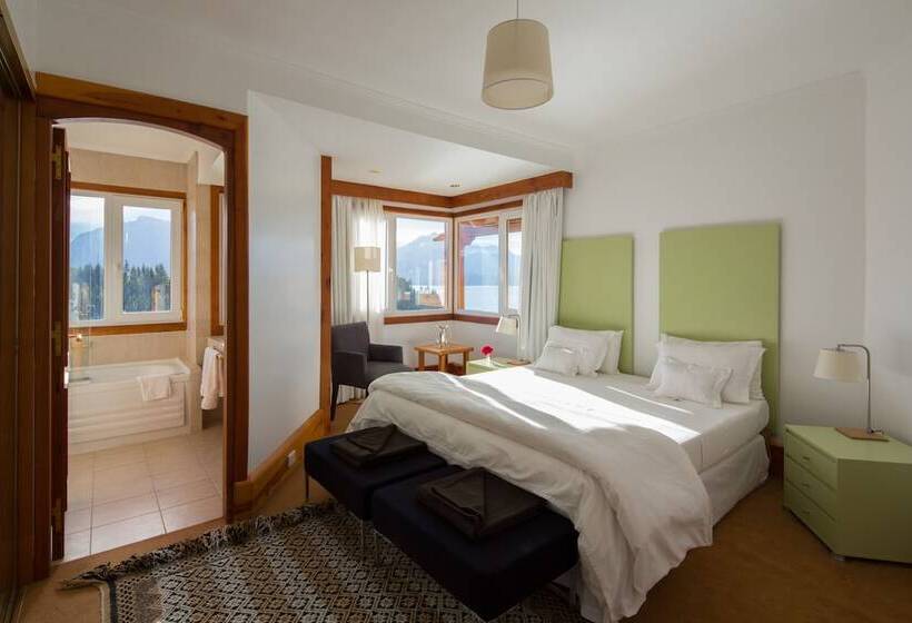 בית מלון כפרי Hostería Isla Victoria Lodge