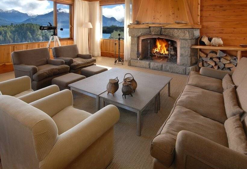 בית מלון כפרי Hostería Isla Victoria Lodge