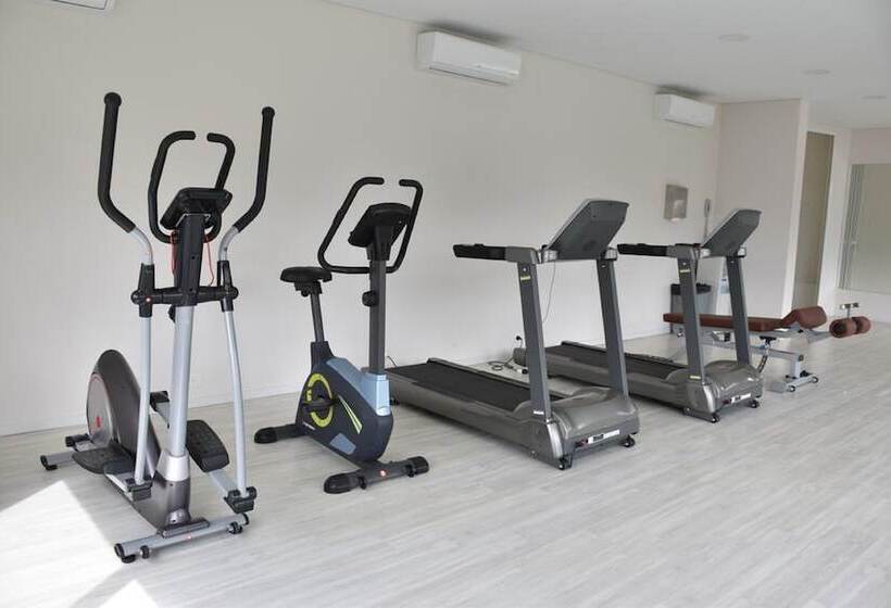 ホテル Howard Johnson Pilar Resort Spa & Convention Center