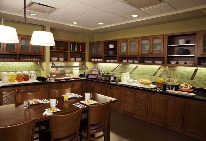 Отель Hyatt Place Orlando Airport