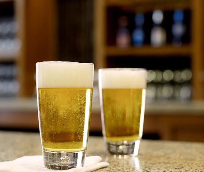 Отель Hyatt Place Orlando Airport