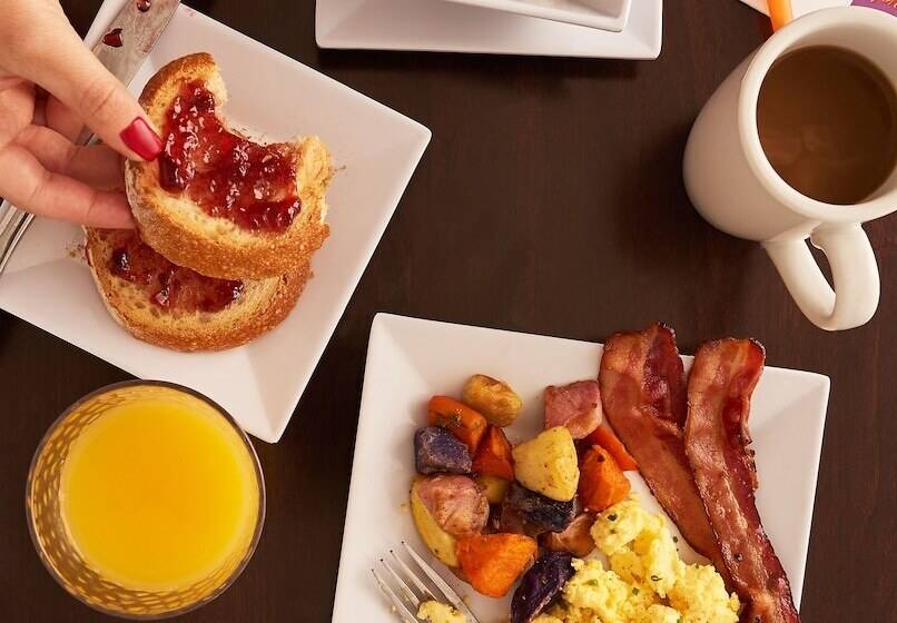 Отель Hyatt Place Orlando Airport