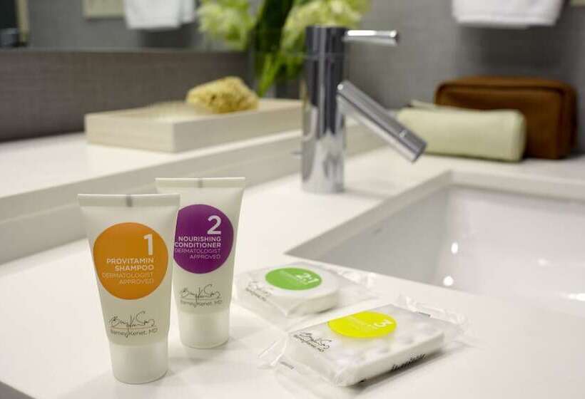 Отель Hyatt Place Orlando Airport