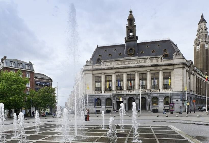 Отель Ibis Budget Charleroi Airport