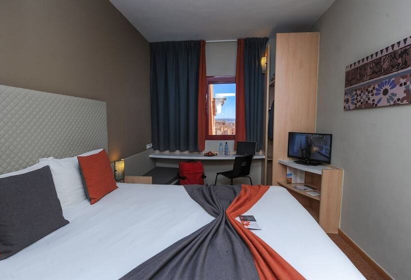 בית מלון כפרי Ibis Ouarzazate Centre