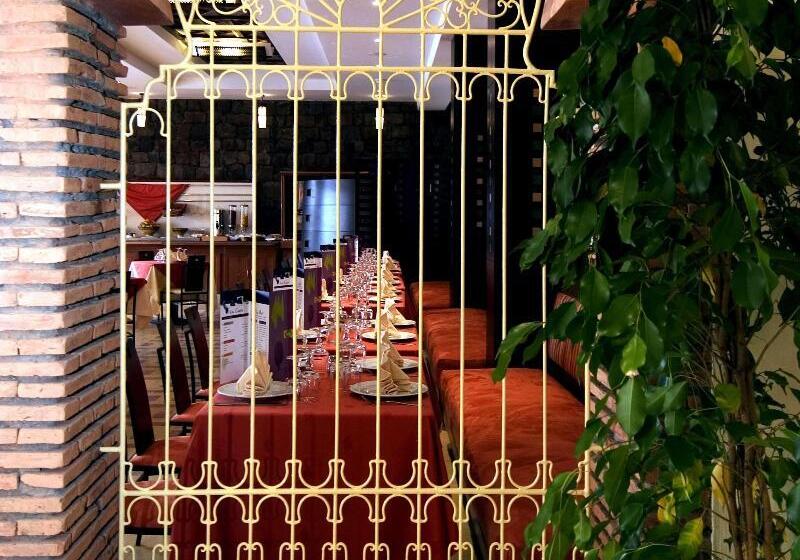 هتل Ibis Ouarzazate Centre