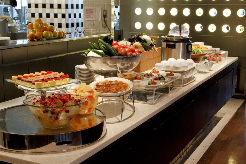 בית מלון כפרי Jal City Kannai Yokohama