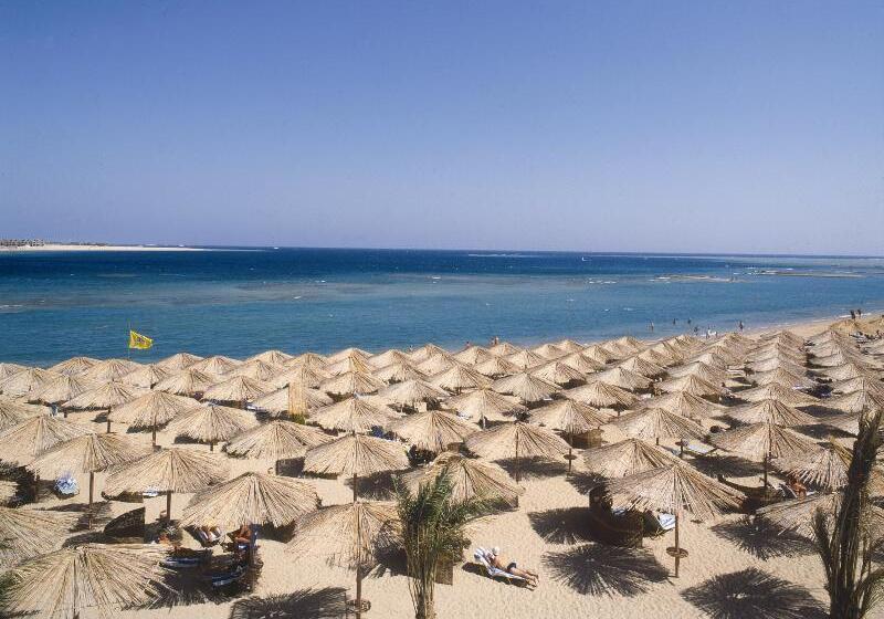 Отель Jaz Makadi Oasis Resort