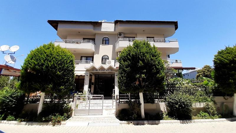 Отель Kamelya Apartments