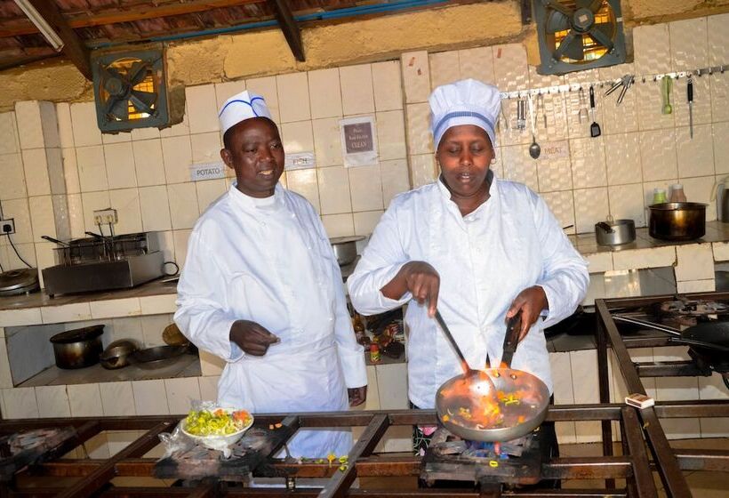 هتل L Oasis Lodge & Restaurant