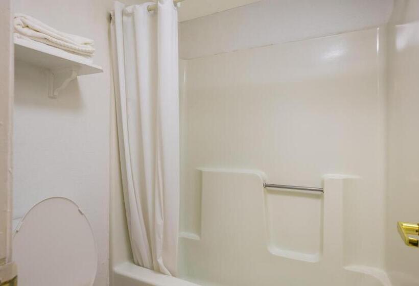 ホテル Super 8 By Wyndham Savannah