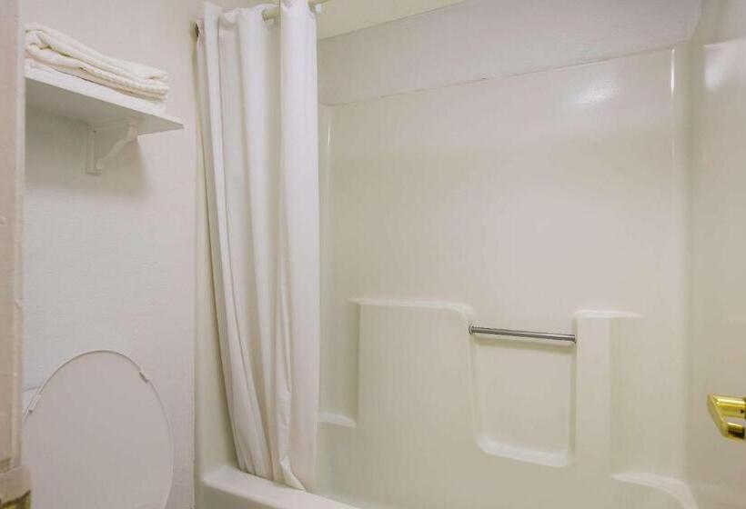 ホテル Super 8 By Wyndham Savannah