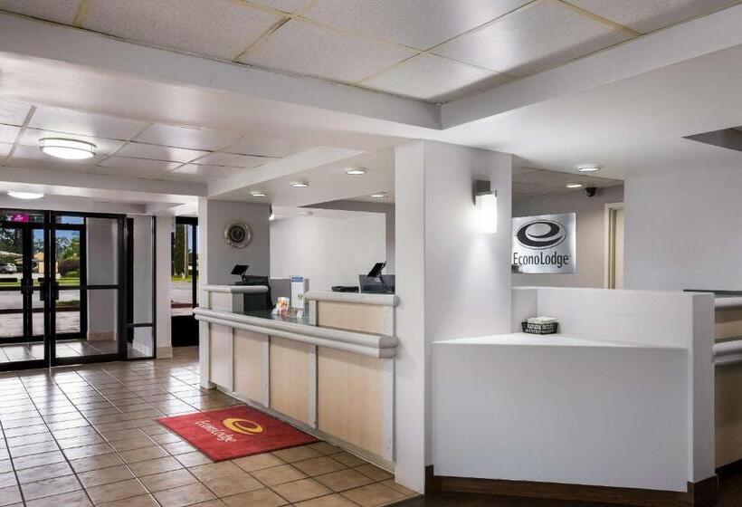 ホテル Super 8 By Wyndham Savannah