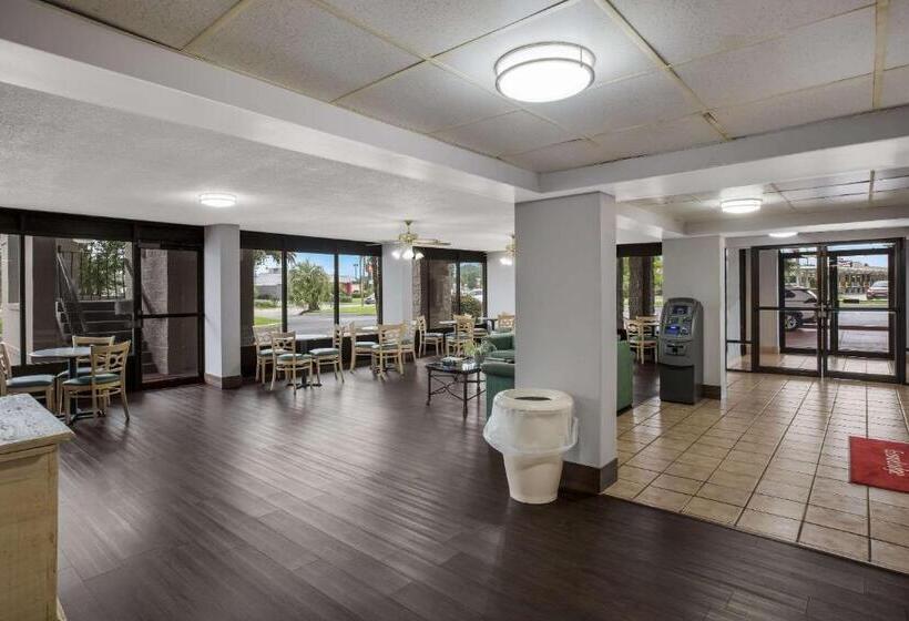 ホテル Super 8 By Wyndham Savannah