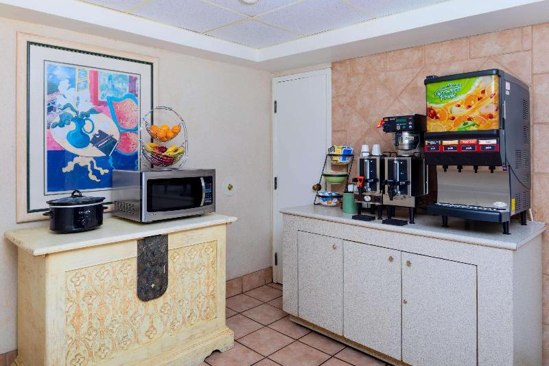 ホテル Super 8 By Wyndham Savannah