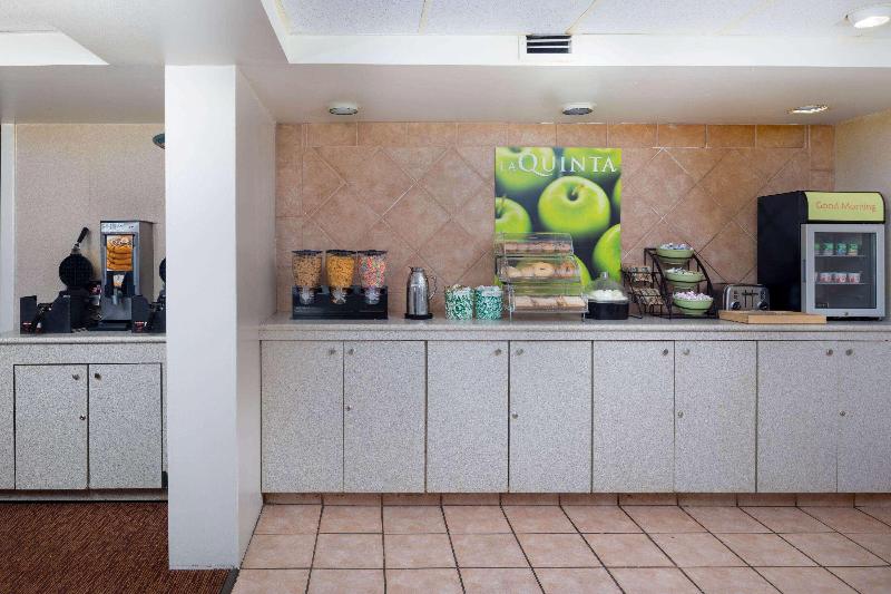 ホテル Super 8 By Wyndham Savannah