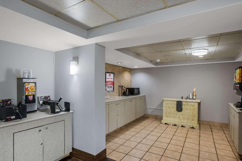 ホテル Super 8 By Wyndham Savannah