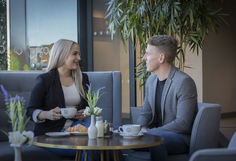 Maldron Hotel Tallaght